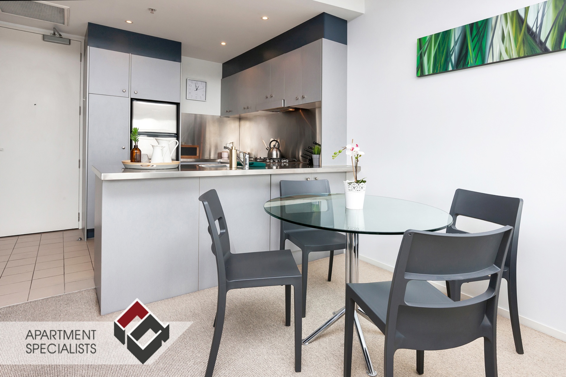7 | 86 The Strand, City Centre | Apartment Specialists