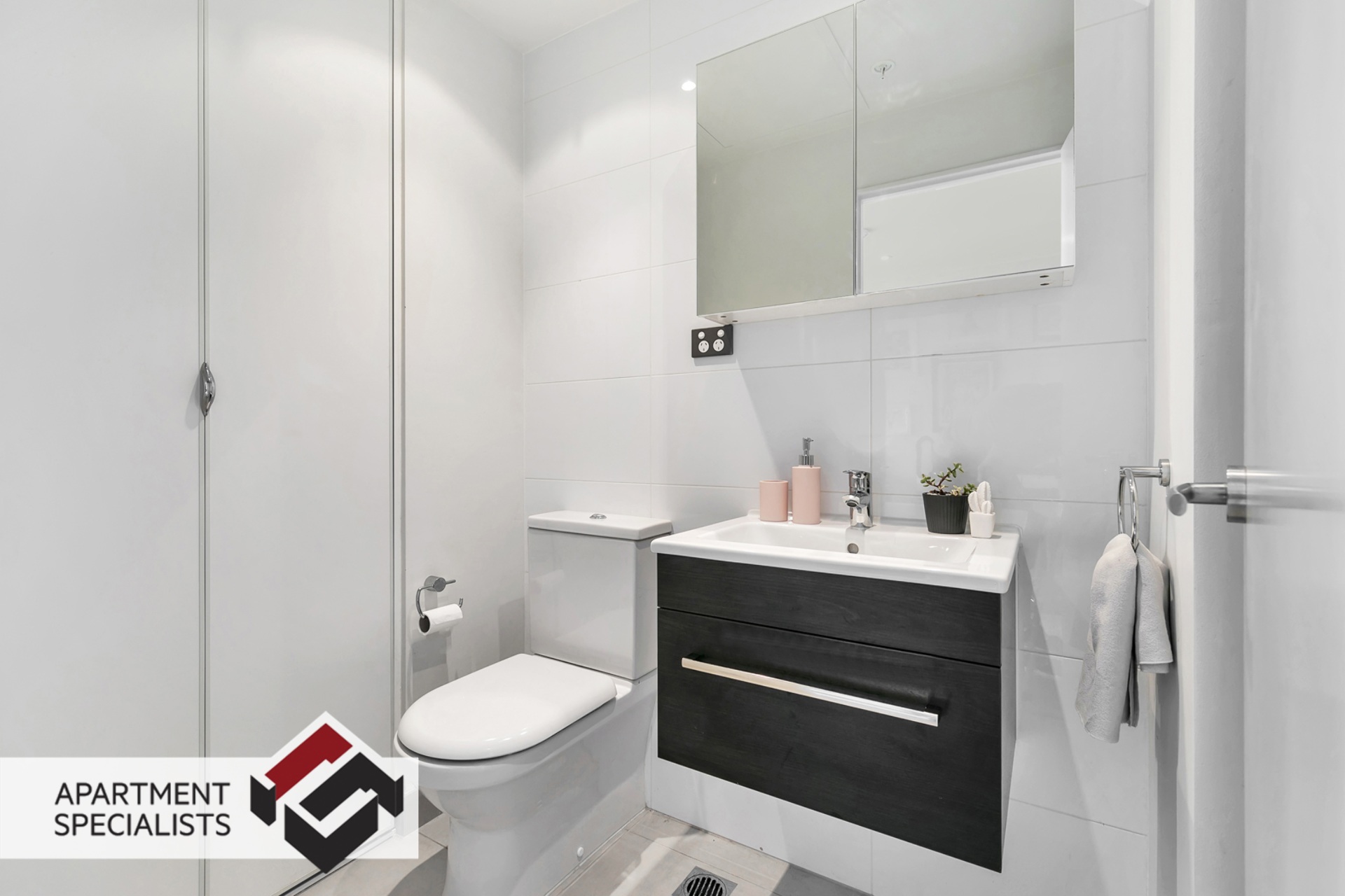 12 | 5 Howe Street, City Centre | Apartment Specialists