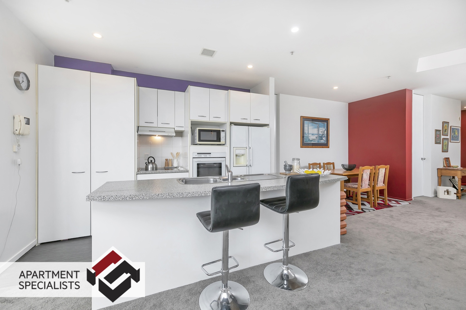 6 | 22 Beresford Square, City Centre | Apartment Specialists