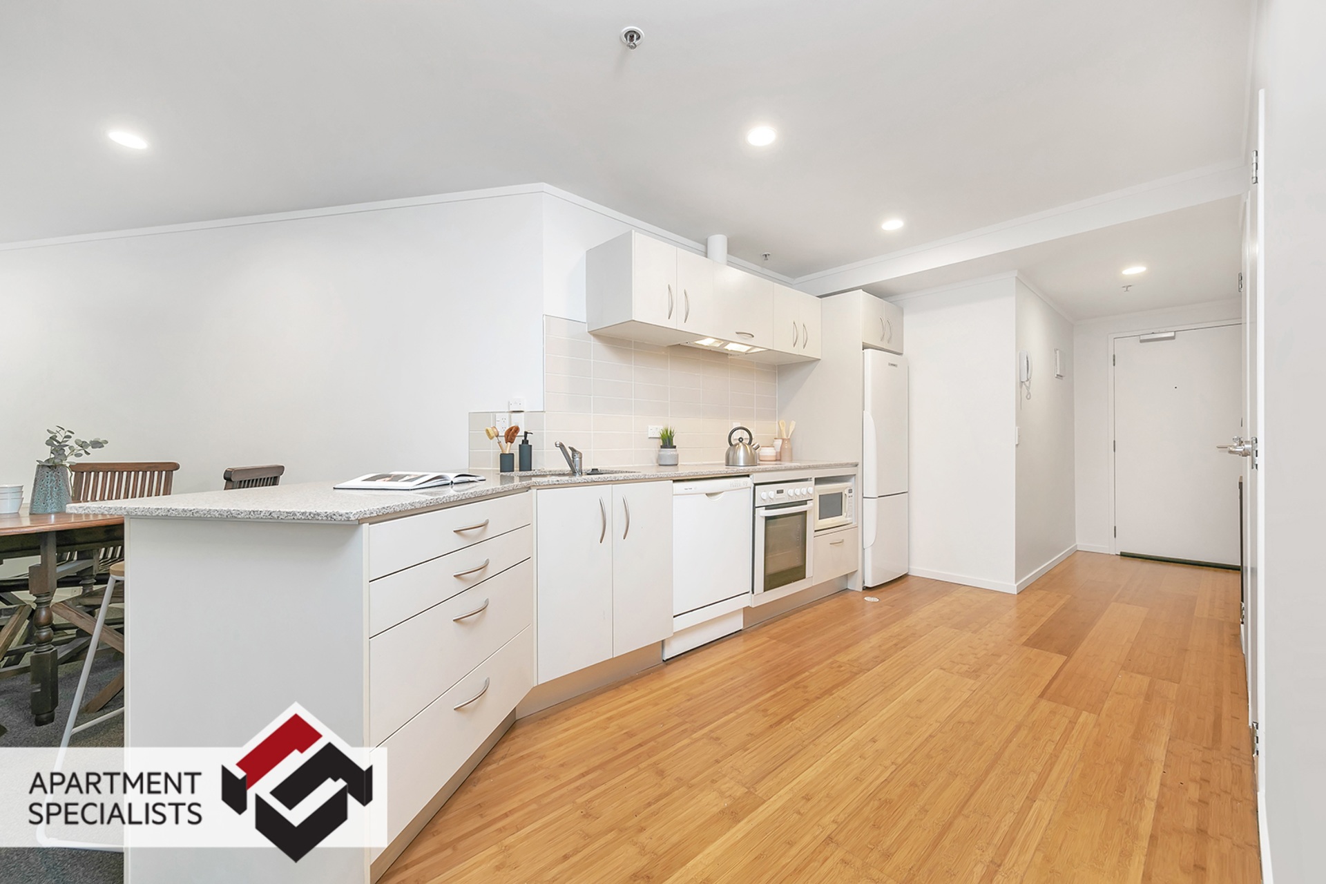 4 | 6 Whitaker Place, City Centre | Apartment Specialists