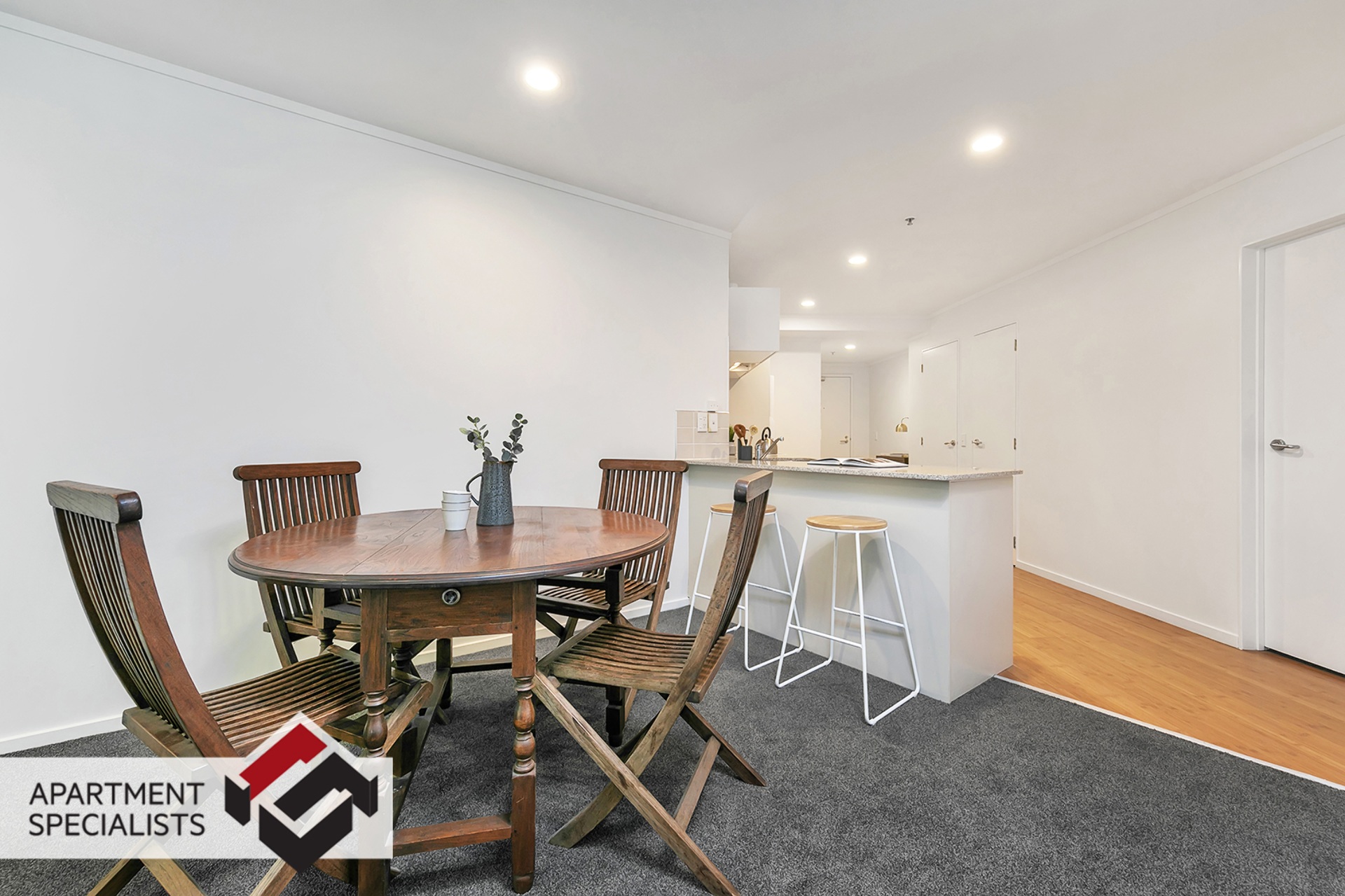 5 | 6 Whitaker Place, City Centre | Apartment Specialists