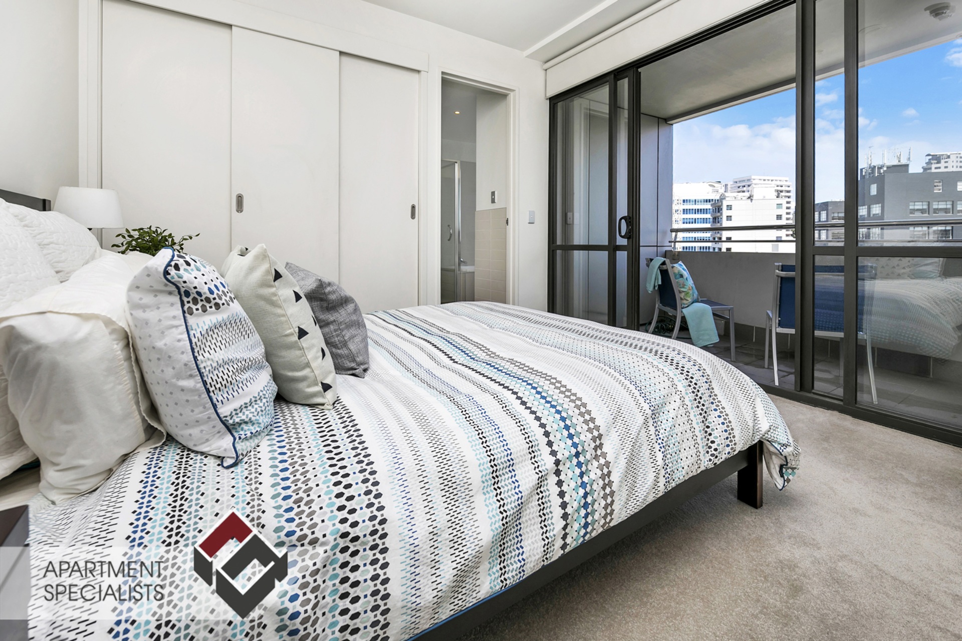 9 | 18 Beach Road, City Centre | Apartment Specialists