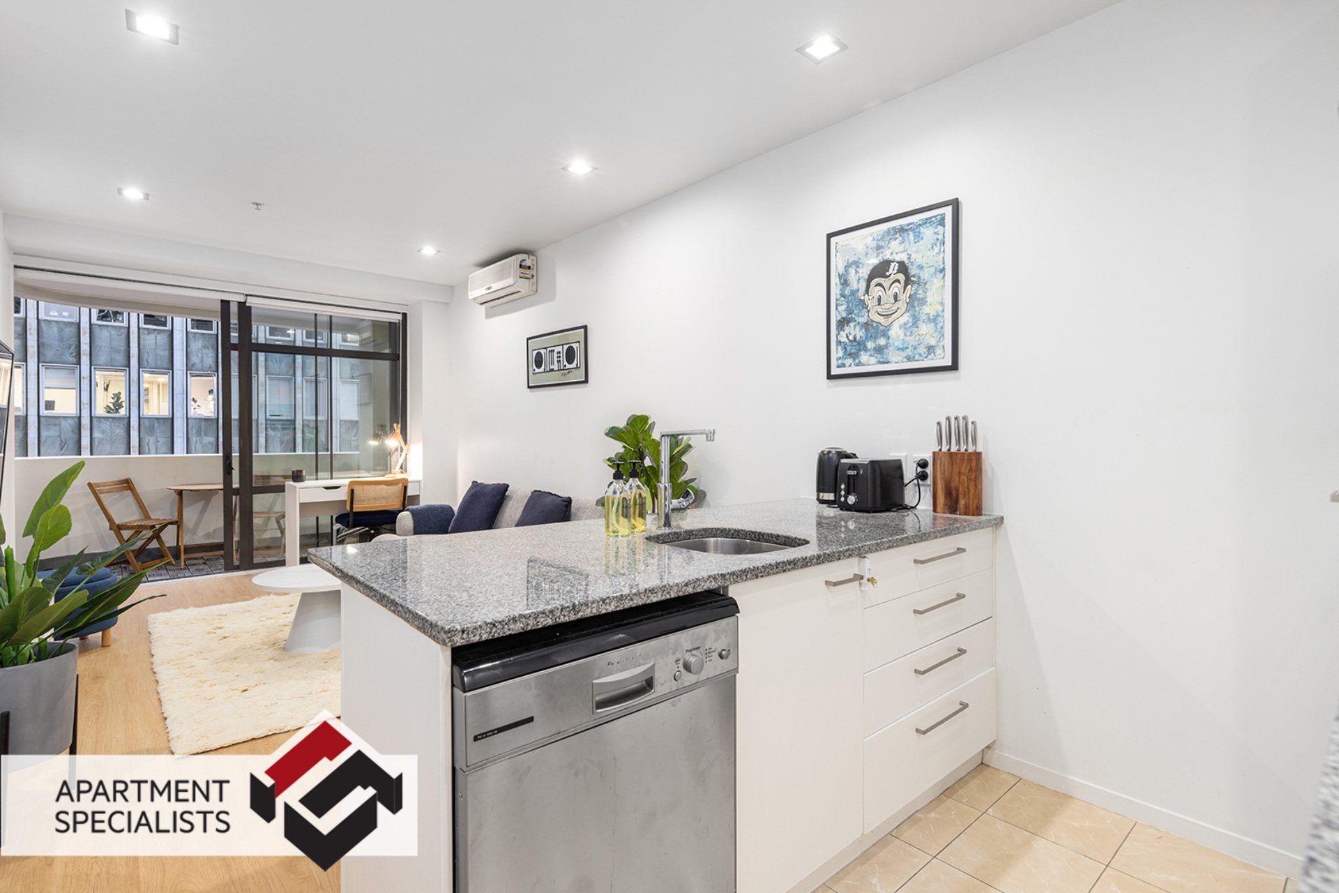 8 | 62 Queen Street, City Centre | Apartment Specialists