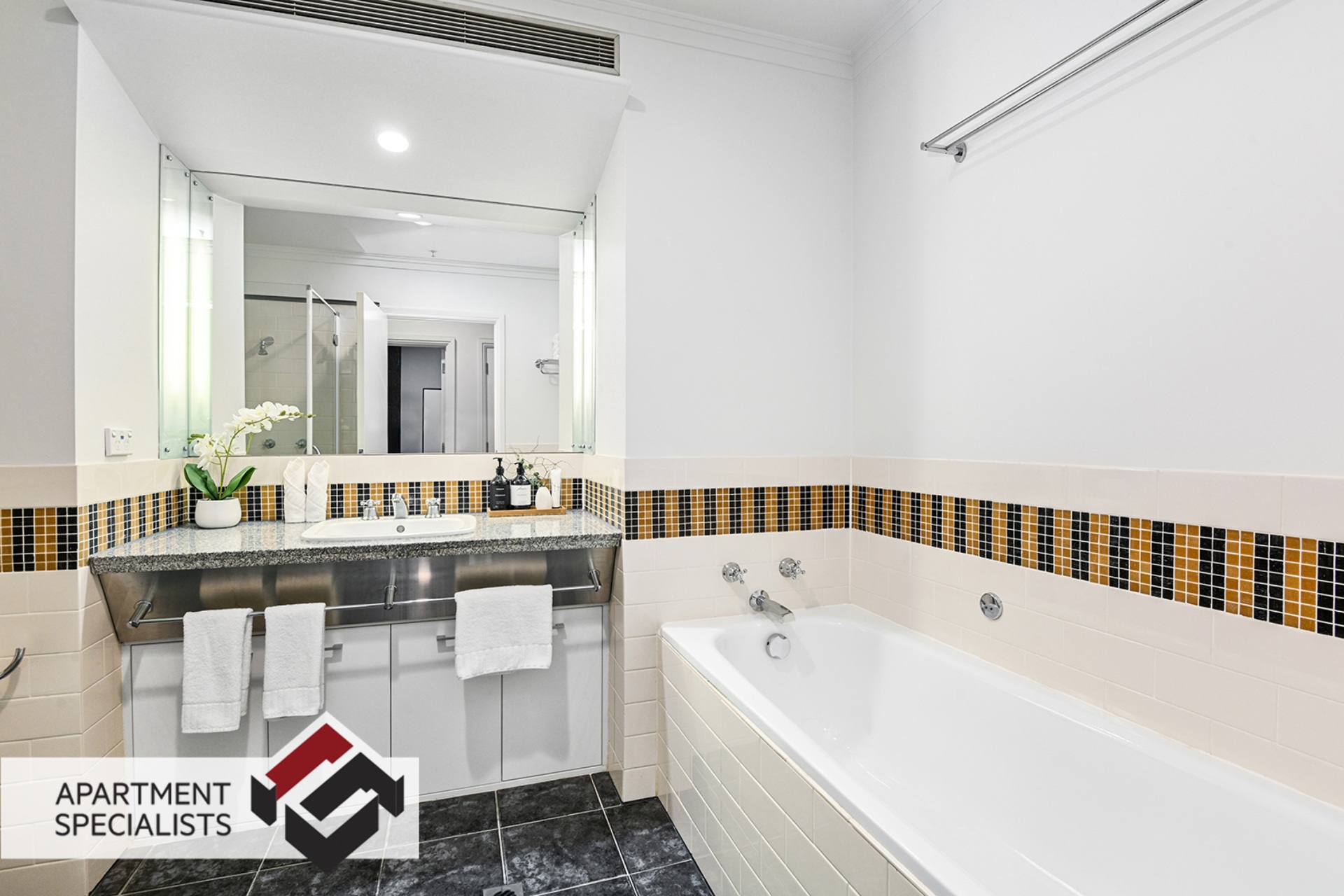 9 | 35 Hobson Street, City Centre | Apartment Specialists
